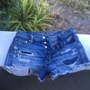 American Eagle high waisted festival shorts!
